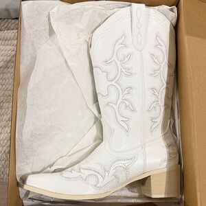 White Western Cowboy Boots